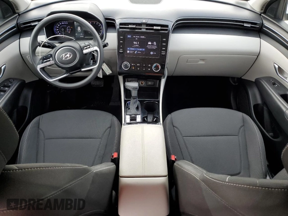 2024 Hyundai Tucson SE with VIN 5NMJA3DEXRH327592, listed as a Copart auction lot 42530425 with 34,938 mi miles and Salvage Title. Bid and sale history available at DreamBid. Image 8.