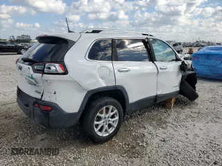 2018 Jeep Cherokee Latitude Plus with VIN 1C4PJLLXXJD524448, listed as a Copart auction lot 82211314 with 0 mi miles and Non Repairable. Bid and sale history available at carsss.com. Image 3.