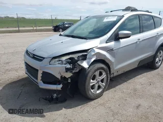 2014 Ford Escape SE z VIN 1FMCU9G93EUC02045, wystawiony jako IAAI lot #41923565 z przebiegiem 202 011 mil mil oraz . Historia ofert i sprzedaży dostępna na DreamBid. Obrazek 6.