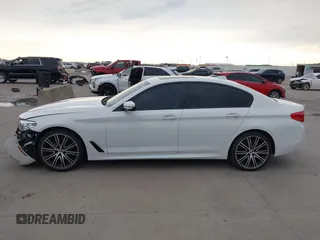 2018 BMW 5 Series 540i z VIN WBAJE5C52JWA93872, wystawiony jako IAAI lot #42191999 z przebiegiem 47 508 mil mil oraz . Historia ofert i sprzedaży dostępna na DreamBid. Obrazek 14.