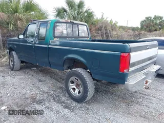 1993 Ford F-150 z VIN 1FTEX15N7PKB65960, wystawiony jako IAAI lot #41306323 z przebiegiem Nie podano mil oraz . Historia ofert i sprzedaży dostępna na DreamBid. Obrazek 3.