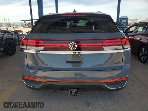 2024 Volkswagen Atlas SE with VIN 1V2KE2CA7RC253191, listed as a Copart auction lot 55147875 with 4,417 mi miles and Salvage title. Bid and sale history available at DreamBid. Image 6.