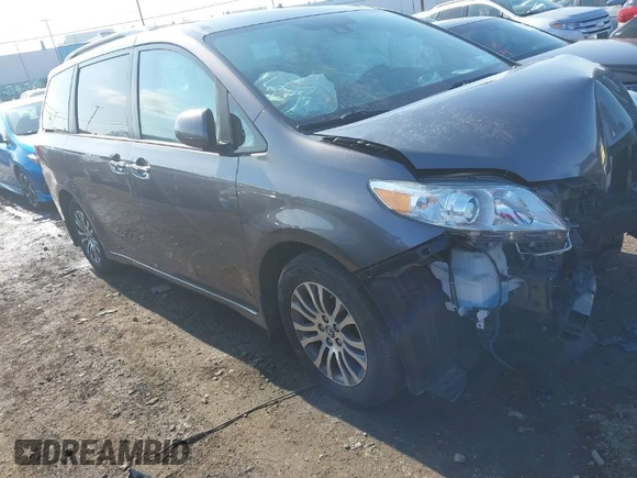 2019 Toyota Sienna XLE Auto Access Seat with VIN 5TDYZ3DC5KS014278, listed as a IAAI auction lot 41767187 with 59,444 mi miles. Bid and sale history available at carsss.com. Image 1.