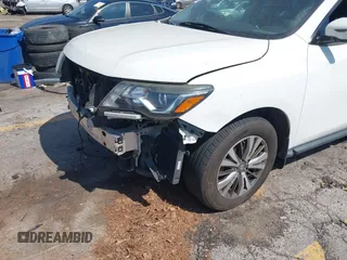 2018 Nissan Pathfinder SL with VIN 5N1DR2MN2JC631773, listed as a IAAI auction lot 42301611 with 145,100 mi miles and . Bid and sale history available at DreamBid. Image 19.