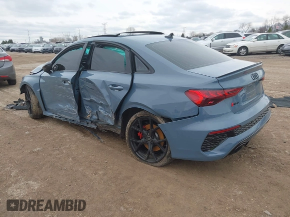 2024 Audi RS 3 z VIN WUAG4DGY8RA901259, wystawiony jako IAAI lot #41959150 z przebiegiem 13 414 mil mil oraz . Historia ofert i sprzedaży dostępna na DreamBid. Obrazek 3.