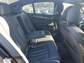 2019 BMW 5 Series 540i xDrive with VIN WBAJE7C57KWD55821, listed as a Copart auction lot 42227935 with 31,469 mi miles and Salvage Title. Bid and sale history available at carsss.com. Image 10.
