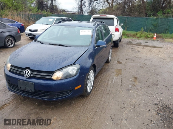 2013 Volkswagen Jetta SportWagen TDI with VIN 3VWPL7AJ2DM688508, listed as a IAAI auction lot 41961725 with 103,977 mi miles. Bid and sale history available at carsss.com. Image 2.