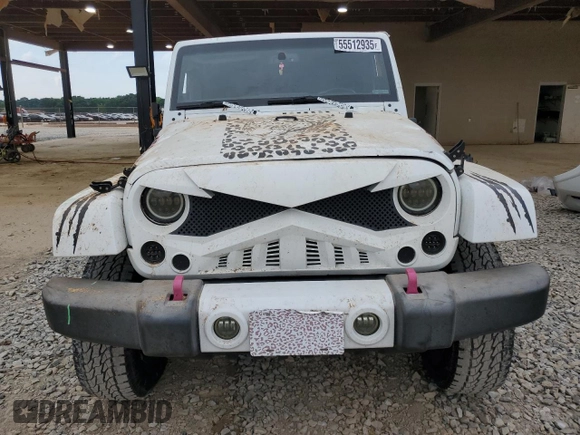 2016 Jeep Wrangler Unlimited Sahara with VIN 1C4BJWEG6GL215468, listed as a Copart auction lot 55512935 with 155,030 mi miles and Salvage title. Bid and sale history available at DreamBid. Image 5.