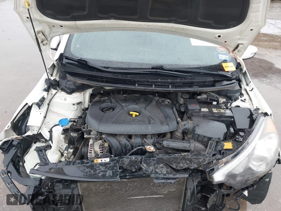 2016 Kia Forte EX with VIN KNAFX4A82G5450616, listed as a IAAI auction lot 42107042 with 131,419 mi miles. Bid and sale history available at carsss.com. Image 10.