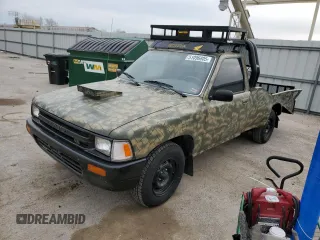 1989 Toyota Pickup с VIN JT4VN82D1K0000680, выставлен на аукционе Copart как лот 51096805 с пробегом 106 521 миль миль и Списание • Salvage title. История ставок и продаж доступна на DreamBid. Изображение 1.