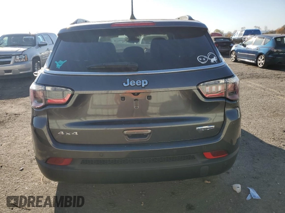 2020 Jeep Compass Latitude with VIN 3C4NJDBB4LT255556, listed as a Copart auction lot 76440714 with 19,102 mi miles and Salvage Title. Bid and sale history available at DreamBid. Image 6.