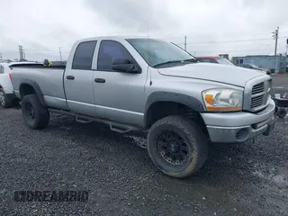2006 Dodge Ram 2500 SLT with VIN 1D7KS28C16J172981, listed as a IAAI auction lot 41807076 with 350,498 mi miles. Bid and sale history available at carsss.com. Image 1.