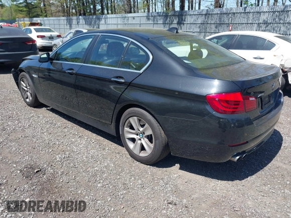 2013 BMW 5 Series 528i xDrive with VIN WBAXH5C50DDW12545, listed as a IAAI auction lot 42139257 with 140,710 mi miles and . Bid and sale history available at carsss.com. Image 3.