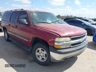 2004 Chevrolet Suburban LT with VIN 1GNEC16Z94J103160, listed as a IAAI auction lot 41778770 with 333,368 mi miles. Bid and sale history available at carsss.com. Image 1.