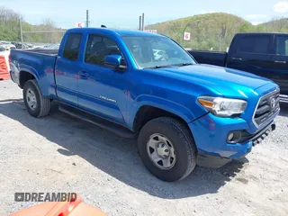 2016 Toyota Tacoma SR z VIN 5TFRX5GN0GX073033, wystawiony jako IAAI lot #42108157 z przebiegiem 179 019 mil mil oraz . Historia ofert i sprzedaży dostępna na DreamBid. Obrazek 1.
