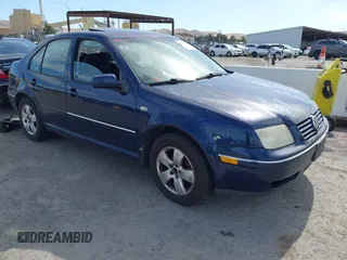 2004 Volkswagen Jetta GLS z VIN 3VWSA69M64M050156, wystawiony jako IAAI lot #42279902 z przebiegiem 188 677 mil mil oraz . Historia ofert i sprzedaży dostępna na DreamBid. Obrazek 1.