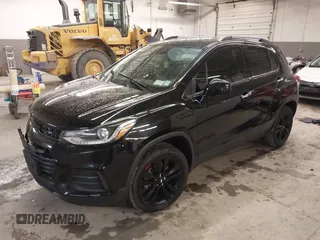2018 Chevrolet Trax LT with VIN 3GNCJPSB6JL223575, listed as a IAAI auction lot 41986668 with 108,190 mi miles and . Bid and sale history available at carsss.com. Image 18.