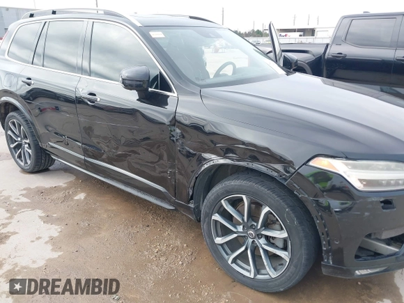 2016 Volvo XC90 T6 Momentum with VIN YV4A22PK6G1051537, listed as a IAAI auction lot 41532906 with 183,697 mi miles. Bid and sale history available at carsss.com. Image 6.