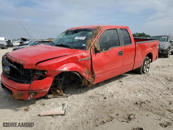 2013 Ford F-150 XL with VIN 1FTEX1CM0DFD03014, listed as a Copart auction lot 44684105 with 125,887 mi miles and Salvage Title. Bid and sale history available at carsss.com. Image 1.