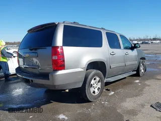 2012 Chevrolet Suburban LS with VIN 1GNSCHE0XCR260405, listed as a IAAI auction lot 41392088 with 183,924 mi miles. Bid and sale history available at carsss.com. Image 4.