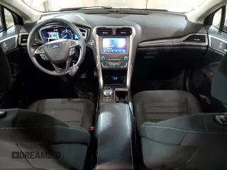2020 Ford Fusion Hybrid SE with VIN 3FA6P0LU6LR266685, listed as a Copart auction lot 70333742 with 20,048 mi miles. Bid and sale history available at carsss.com. Image 8.