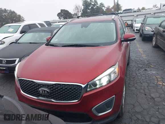2017 Kia Sorento LX with VIN 5XYPG4A35HG215342, listed as a IAAI auction lot 40875287 with 118,146 mi miles. Bid and sale history available at carsss.com. Image 12.