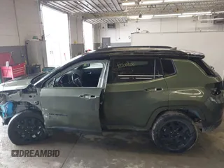 2021 Jeep Compass Sport с VIN 3C4NJDAB8MT591231, выставлен на аукционе IAAI как лот 42206506 с пробегом 69 976 миль миль и . История ставок и продаж доступна на DreamBid. Изображение 15.