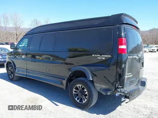 2018 GMC Savana Cargo Van with VIN 1GTW7BFG5J1160683, listed as a IAAI auction lot 41822345 with 81,359 mi miles. Bid and sale history available at carsss.com. Image 6.