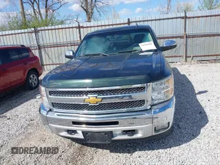 2013 Chevrolet Silverado 1500 LT with VIN 3GCPKSE77DG256115, listed as a IAAI auction lot 41984990 with 270,324 mi miles. Bid and sale history available at carsss.com. Image 12.