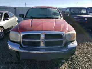 2005 Dodge Dakota SLT with VIN 1D7HW42N25S155488, listed as a Copart auction lot 42648485 with 170,312 mi miles and Salvage Title. Bid and sale history available at DreamBid. Image 5.