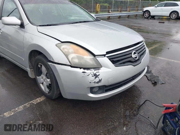 2008 Nissan Altima 2.5 S with VIN 1N4AL21EX8C285128, listed as a IAAI auction lot 41979247 with 168,818 mi miles. Bid and sale history available at carsss.com. Image 6.