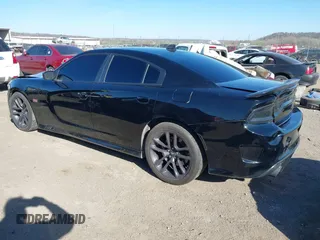 2020 Dodge Charger Scat Pack z VIN 2C3CDXGJ5LH162266, wystawiony jako IAAI lot #41763759 z przebiegiem 83 366 mil mil oraz . Historia ofert i sprzedaży dostępna na DreamBid. Obrazek 3.