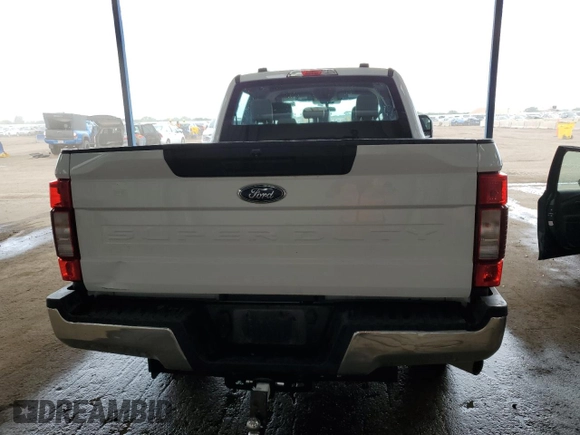2022 Ford F-250 XL z VIN 1FT7W2B61NED06659, wystawiony jako Copart lot #61489105 z przebiegiem 43 770 mil mil oraz Czysty tytuł • Clean title. Historia ofert i sprzedaży dostępna na DreamBid. Obrazek 6.