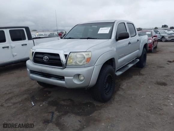 2007 Toyota Tacoma PreRunner with VIN 5TEJU62N77Z375043, listed as a IAAI auction lot 41531853 with 210,258 mi miles. Bid and sale history available at carsss.com. Image 17.