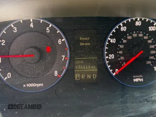 2008 Hyundai Azera Limited with VIN KMHFC46F18A275639, listed as a Copart auction lot 57425425 with 131,118 mi miles and Salvage title. Bid and sale history available at DreamBid. Image 9.
