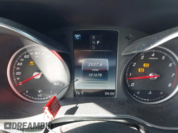 2018 Mercedes-Benz GLC with VIN WDC0G4JBXJV032990, listed as a IAAI auction lot 41858892 with 101,678 mi miles. Bid and sale history available at carsss.com. Image 7.