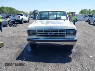 1987 Ford F-250 with VIN 1FTHF2518HKA08300, listed as a IAAI auction lot 41984273 with 37,267 mi miles and . Bid and sale history available at DreamBid. Image 11.