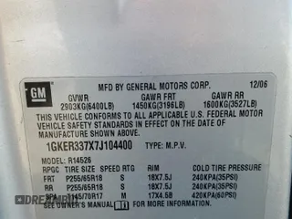 2007 GMC Acadia SLT z VIN 1GKER337X7J104400, wystawiony jako Copart lot #46266275 z przebiegiem 188 362 mil mil oraz Szkoda całkowita • Salvage title. Historia ofert i sprzedaży dostępna na DreamBid. Obrazek 14.