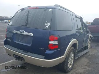 2008 Ford Explorer Eddie Bauer with VIN 1FMEU74E28UA46583, listed as a IAAI auction lot 41846150 with 208,345 mi miles. Bid and sale history available at carsss.com. Image 4.