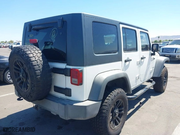 2010 Jeep Wrangler Unlimited Sport with VIN 1J4BA3H1XAL102159, listed as a IAAI auction lot 40190164 with 262,194 mi miles. Bid and sale history available at carsss.com. Image 4.