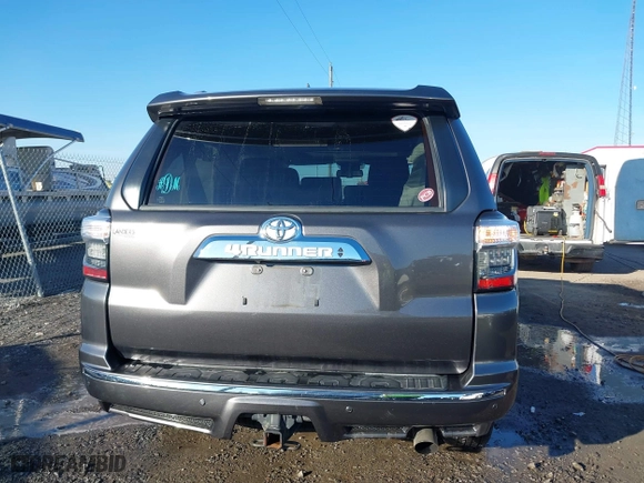 2017 Toyota 4Runner SR5 with VIN JTEBU5JRXH5431401, listed as a IAAI auction lot 41231941 with 133,324 mi miles. Bid and sale history available at carsss.com. Image 16.