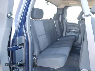 2011 Chevrolet Silverado 1500 LS with VIN 1GCRCREAXBZ216439, listed as a IAAI auction lot 41820025 with 131,119 mi miles and . Bid and sale history available at DreamBid. Image 8.