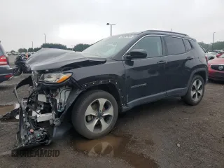 2018 Jeep Compass Latitude z VIN 3C4NJDBBXJT291250, wystawiony jako Copart lot #60065585 z przebiegiem 95 761 mil mil oraz Szkoda całkowita • Salvage title. Historia ofert i sprzedaży dostępna na DreamBid. Obrazek 1.