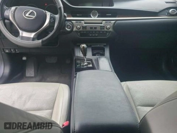 2013 Lexus ES 4dr Sdn with VIN JTHBK1GG1D2025414, listed as a Copart auction lot 54969495 with 147,431 mi miles and Clean Title. Bid and sale history available at carsss.com. Image 9.