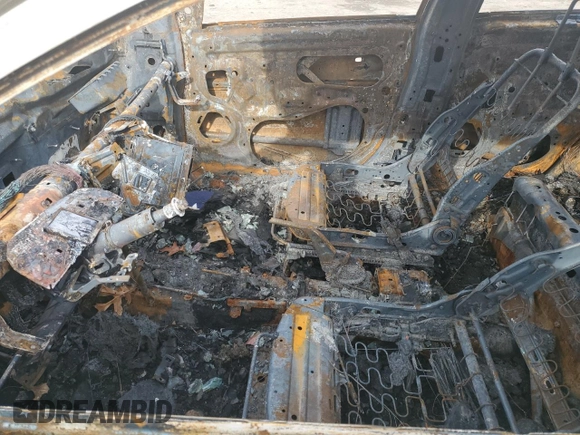2021 Mitsubishi Outlander ES z VIN JA4ARUAUXMU022826, wystawiony jako Copart lot #48484085 z przebiegiem Nie podano mil oraz Nie do naprawy • Non repairable. Historia ofert i sprzedaży dostępna na DreamBid. Obrazek 7.