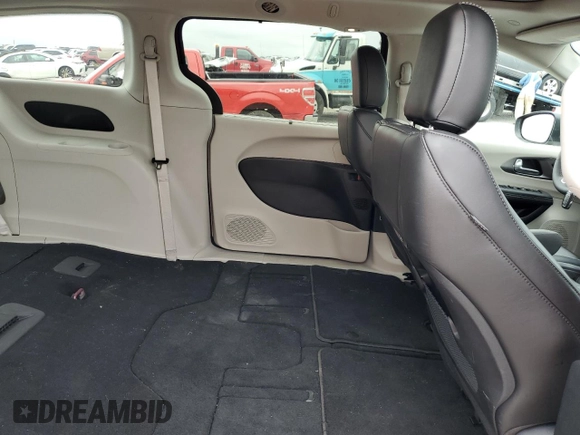 2023 Chrysler Pacifica Touring L с VIN 2C4RC1BG4PR613656, выставлен на аукционе Copart как лот 56598365 с пробегом 13 883 миль миль и Списание • Salvage title. История ставок и продаж доступна на DreamBid. Изображение 11.