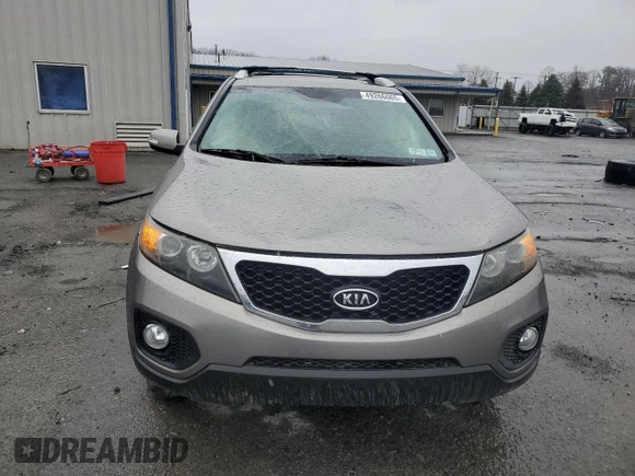 2011 Kia Sorento LX with VIN 5XYKTCA13BG168687, listed as a Copart auction lot 49266065 with 125,786 mi miles and Salvage Title. Bid and sale history available at DreamBid. Image 5.