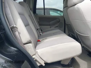 2007 Ford Explorer XLT z VIN 1FMEU73E67UB85924, wystawiony jako IAAI lot #39377653 z przebiegiem 221 298 mil mil oraz . Historia ofert i sprzedaży dostępna na DreamBid. Obrazek 8.