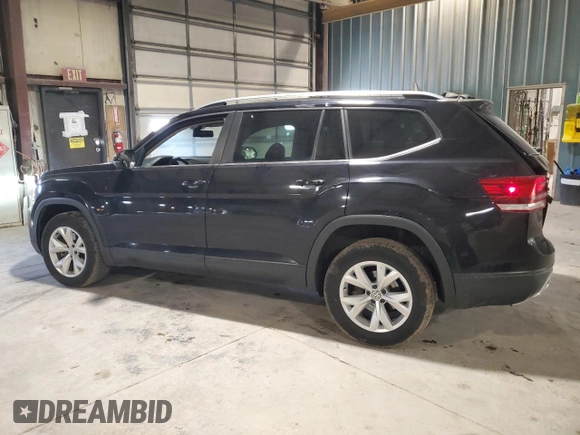 2018 Volkswagen Atlas SE with VIN 1V2LR2CA3JC507766, listed as a Copart auction lot 52776225 with 152,480 mi miles and Salvage title. Bid and sale history available at DreamBid. Image 2.