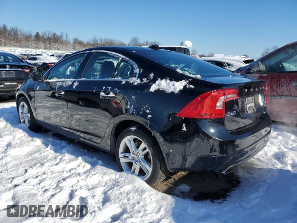 2015 Volvo S60 T5 Premier z VIN YV1612TK2F1350209, wystawiony jako Copart lot #88946025 z przebiegiem 112 657 mil mil oraz Szkoda całkowita • Salvage title. Historia ofert i sprzedaży dostępna na DreamBid. Obrazek 2.